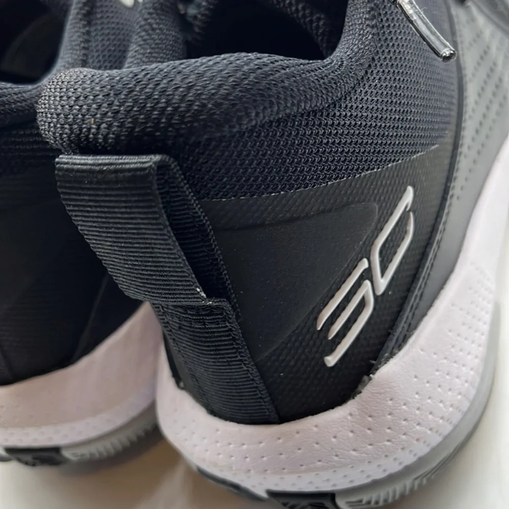 Under Armour new without